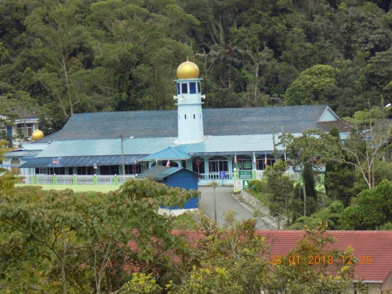 Masjid Daerah Cameron (Masjid Abu Bakar) Cameron Highland